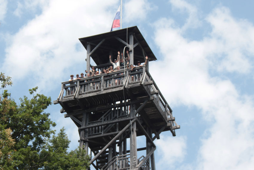 Scouts auf dem Tower of Love